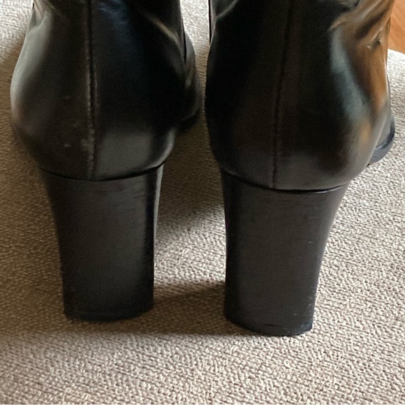 Joan & David Black Leather Boots - Picture 3 of 7